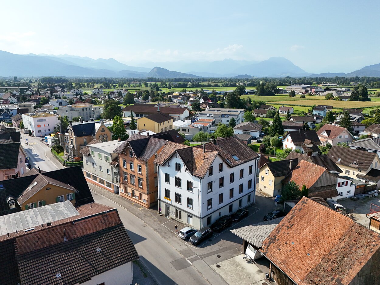 Mehrfamilienhaus